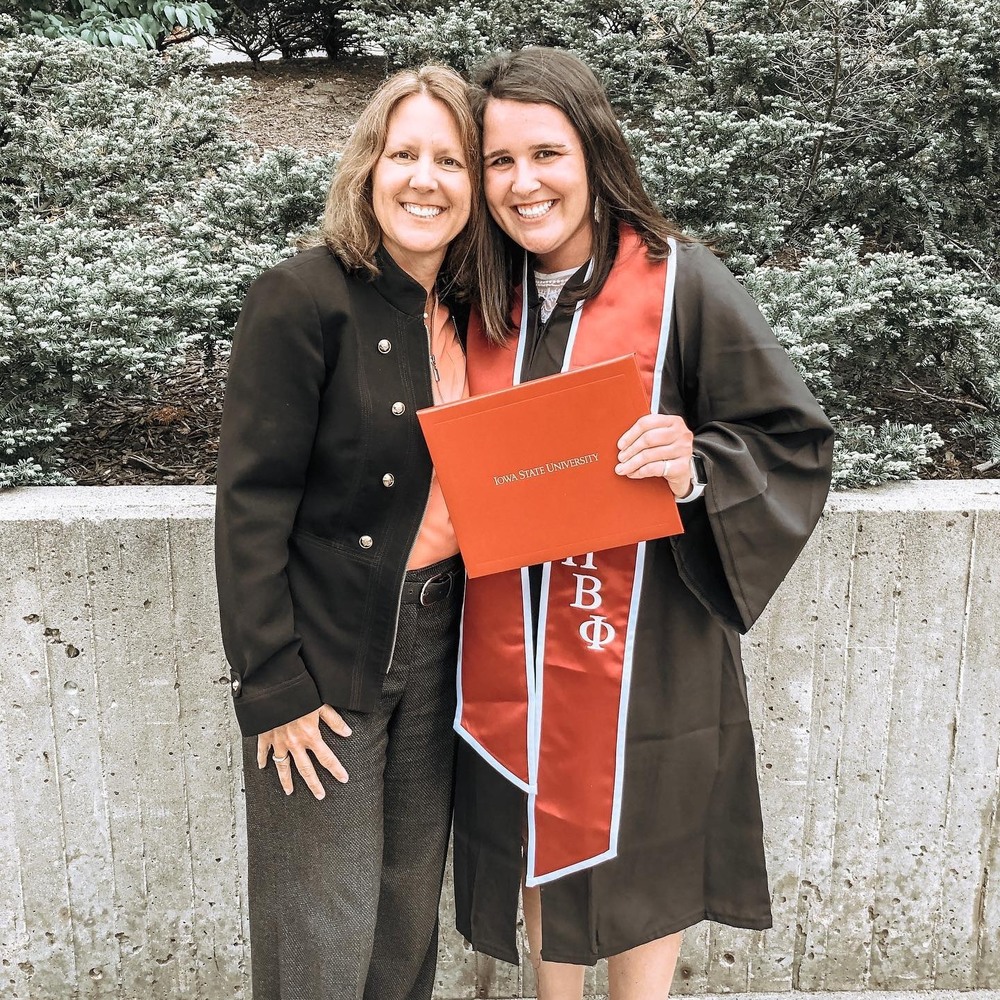 Meet your Posher, Megan